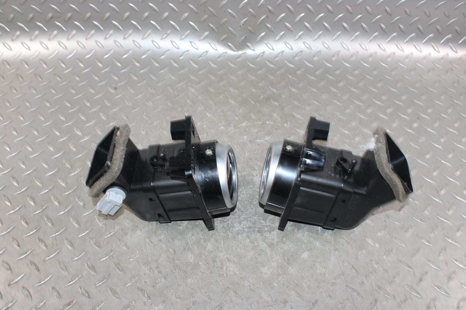 Bentley Flying Spur 2013-2018 Rear Left, right Center console panels Pair Silver