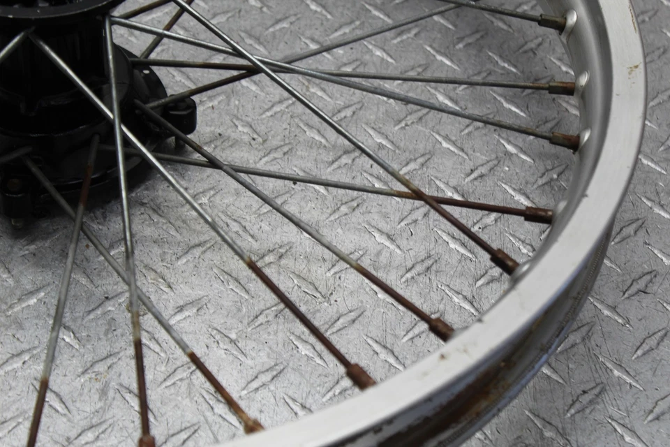 Llanta delantera Honda XL600R 1983 Foto 4 de 4