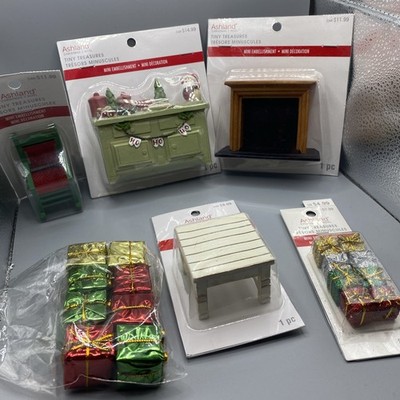 Ashland Christmas Tiny Treasures Table Chair Gifts Mantle Dresser Lot