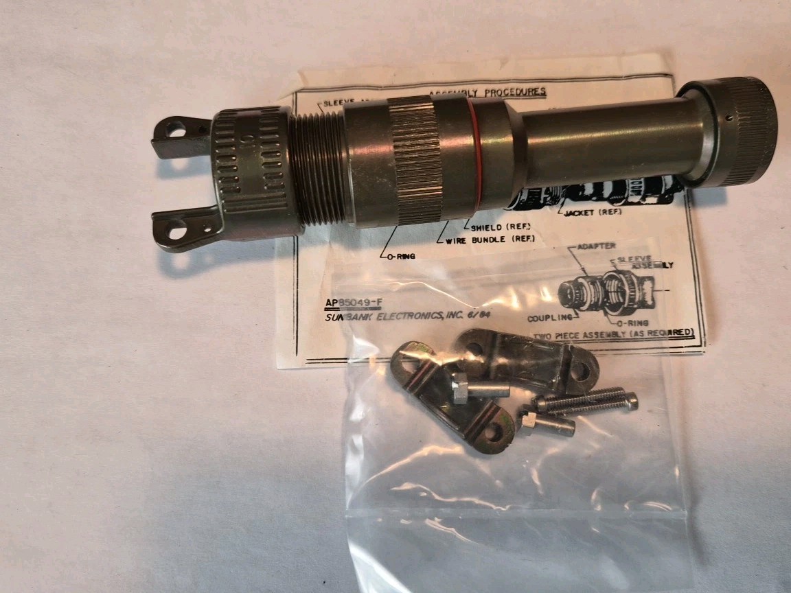 Sunbank Backshellw/Cc, Pn M85049/10-18W, Nsn 5935-01-168-5988, Nos.