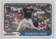 2023 Topps Heritage High Number Brent Headrick #572 1gj7