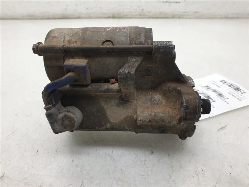 MONTAJE MOTOR ARRANQUE TOYOTA PICKUP 81-87 2,4 L 4X4 MT 1,4 KW  Foto 3 de 4