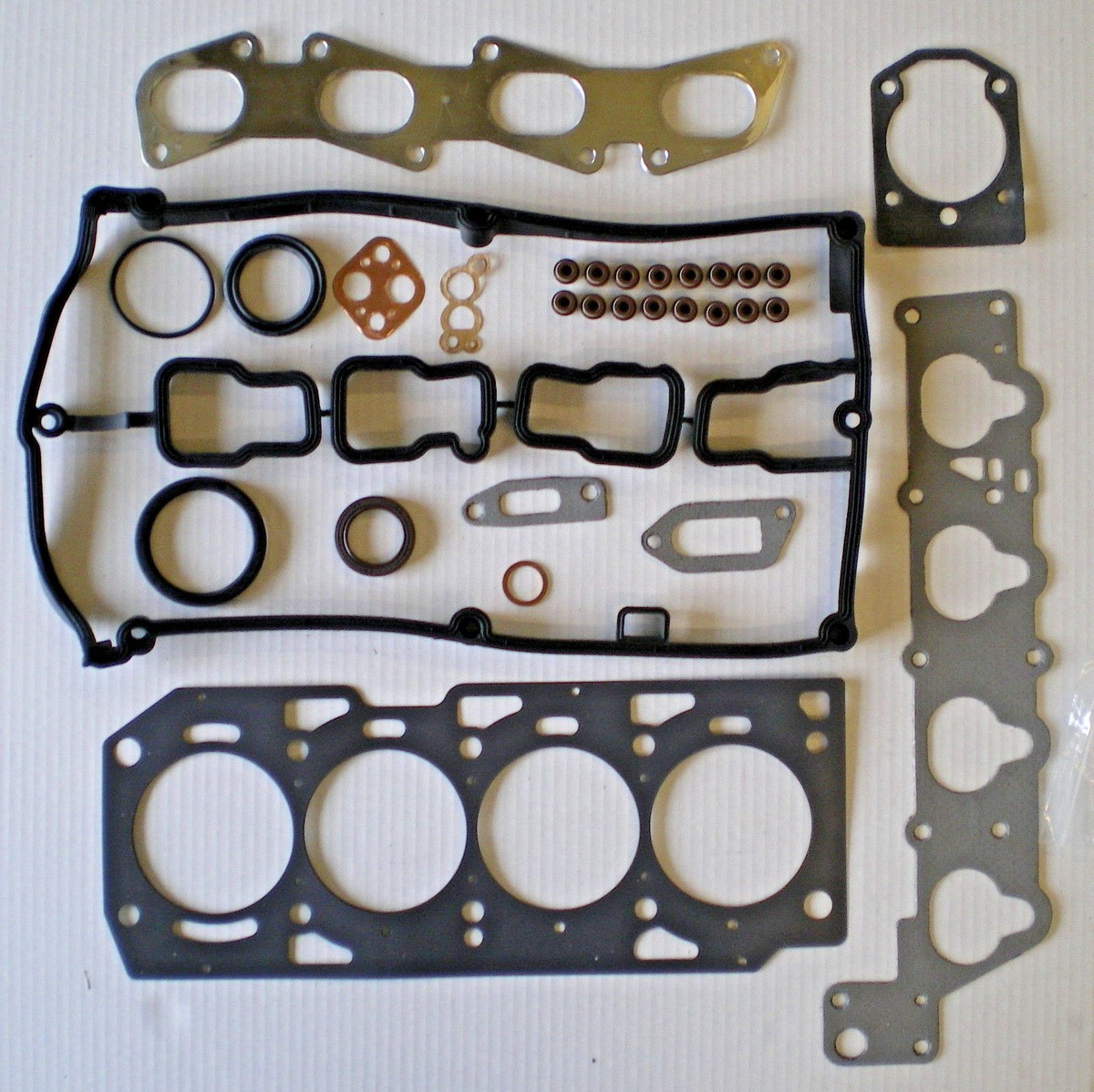 ALFA ROMEO 147 156 166 GT GTV SPIDER 1.8 2.0 TWIN SPARK HEAD