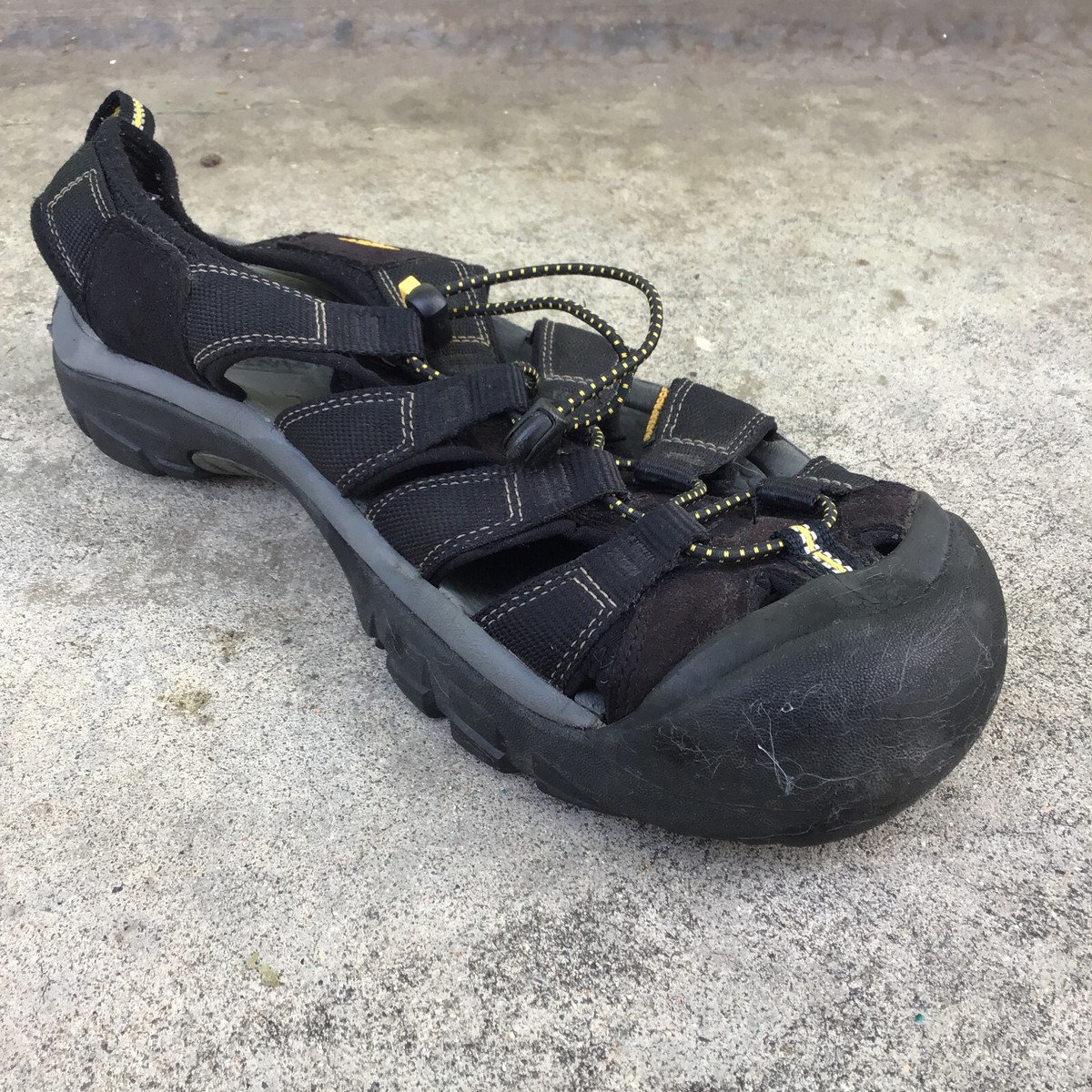 Keen Newport H2 Waterproof Hiking Sport Sandals Gray Black 