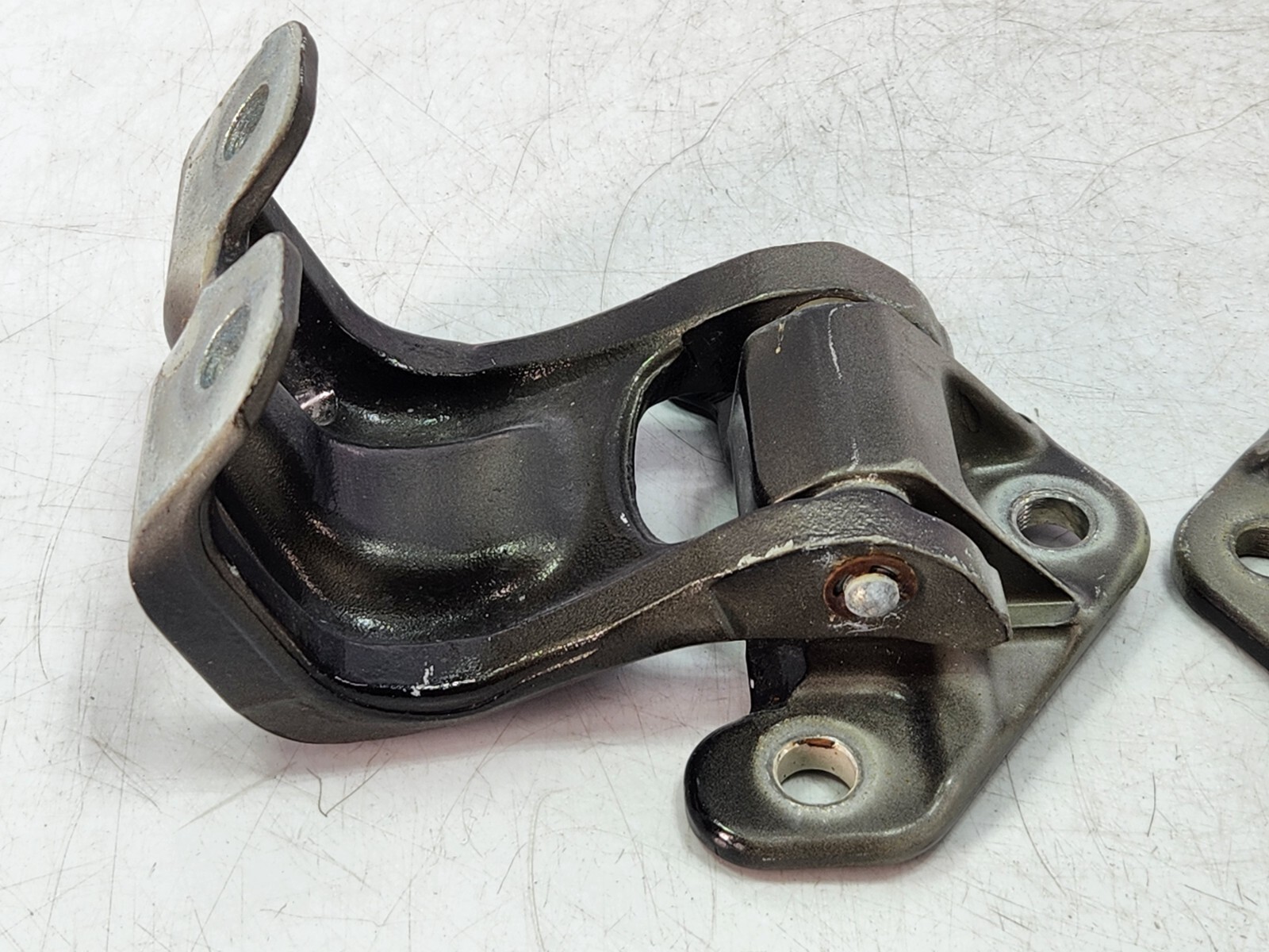 ✅ 11-16 OEM Ferrari FF Front Right Passenger Door Hinge Upper Lower Black SET