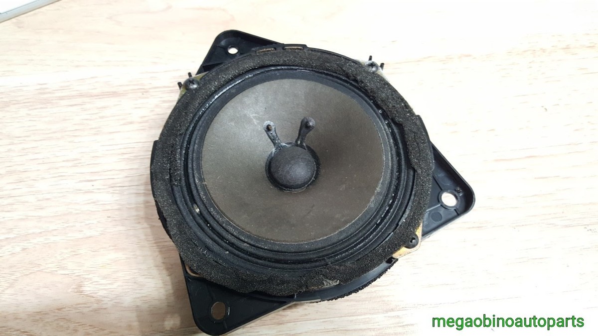 1999-2003 Toyota Solara jbl toyota 86160-aa130 front right door