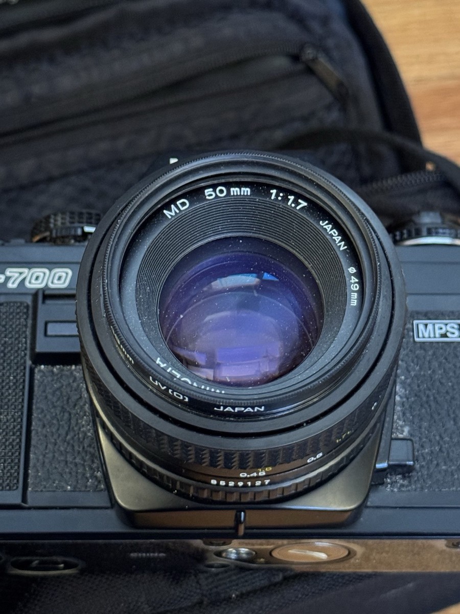 Minolta X-700 35mm SLR Film Camera W/ 50mm Lens & Case Minolta X-700 35mm SLR Film Camera W/ 50mm Lens & Case