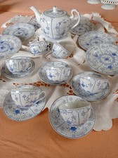 WARNECKE " FRIESISCH Blau " feines TEESERVICE -komplett in kleinerer Ausführung-