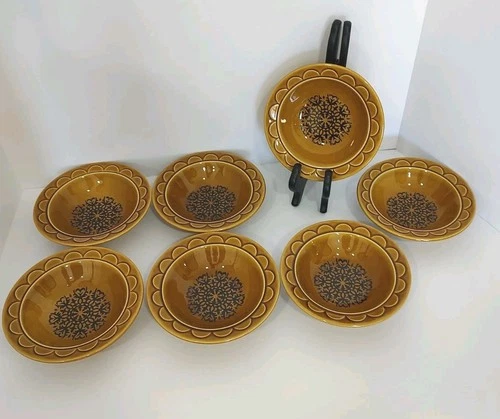 Homer Laughlin Coventry Castilian Gold Dessert Berry Bowls 5.75” Set of 7