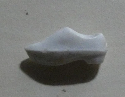 Feve ancienne Plastique - Sabot - Photo 1/4