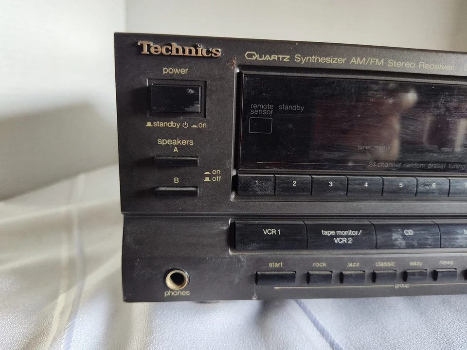 Technics Quartz Synthesizer AM/FM Stereo Receiver SA GX 300 ( NOT TESTED ) - Image 2 of 4