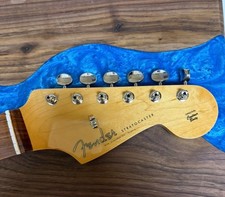 2022 Fender Vintera 60's Stratocaster Neck 21 Fret Maple w/ Pau Ferro + Tuner's