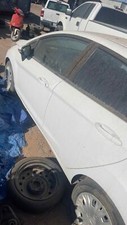 11 12 13 15 16 17 18 19 2014 Fiesta Sedan Lh Driver Front Door Yz Oxford White 11 12 13 15 16 17 18 19 2014 Fiesta Sedan Lh Driver Front Door Yz Oxford White