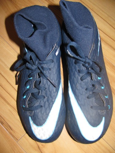 Nike Hypervenom Phantom youth Size 4 