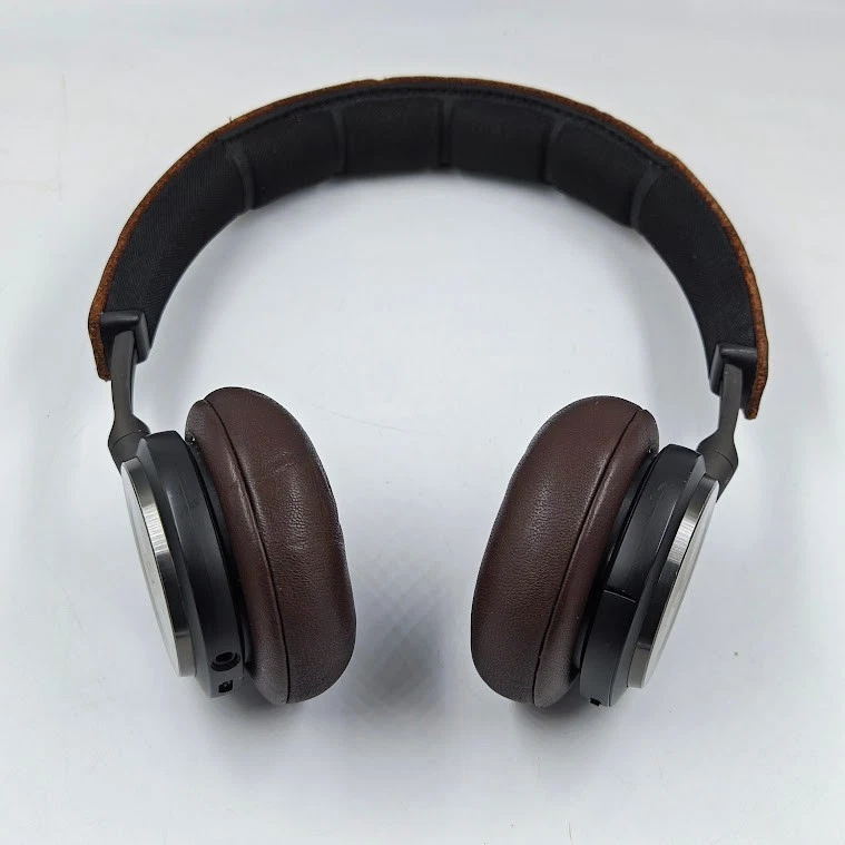 Auriculares Inalámbricos Bluetooth Bang & Olufsen BeoPlay H8 (Solo AUX) - Imagen 2 de 4