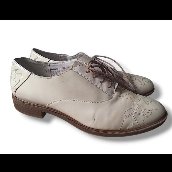 Women Clarks Heels Beige Leather 38.5 #1PFO