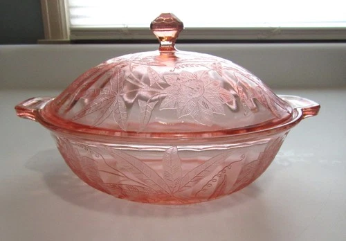 Vintage Pink Depression Glass Bowl w/ Lid Poinsettia Floral Jeannette Glass