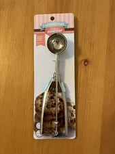 Farberware Baker's Advantage Cookie Dough Scoop Easy Release Action
