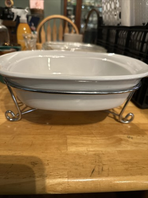 #ad White Serving Dish In Metal Frame. CG Lifestyle By Circleware $15.00