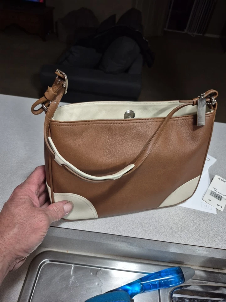 Bolso de hombro Coach 8148 de cuero camel con almohadilla deslizante vintage Foto 3 de 4