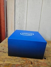 Oculus Go 32GB VR Headset, Grey + Box, Controller, Charger, and Eyeglass Spacer.