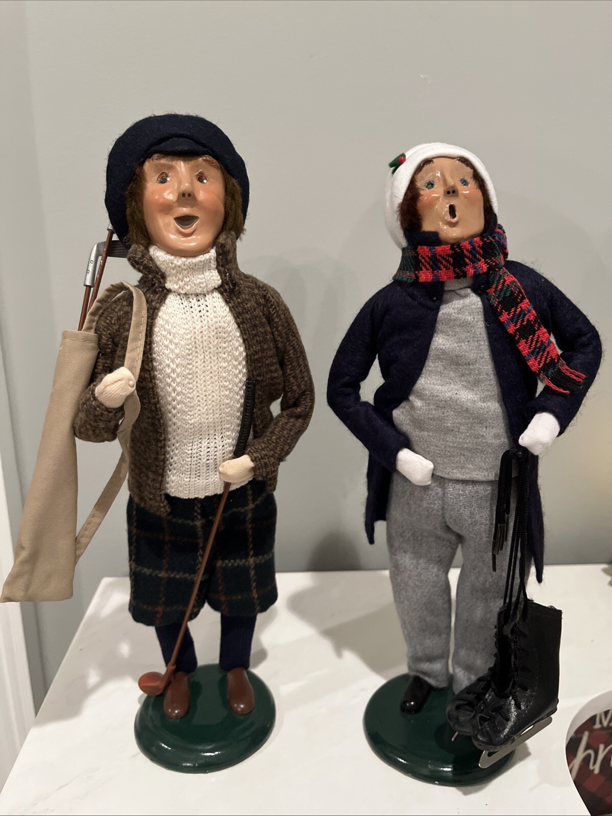 Byers’ Choice Golfer and Ice Skater Carolers (Set of 2)
