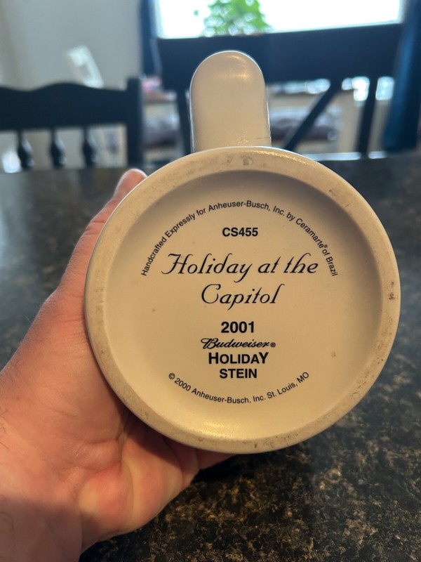 2001 Budweiser Holiday Stein "Holiday at the Capitol" CS455