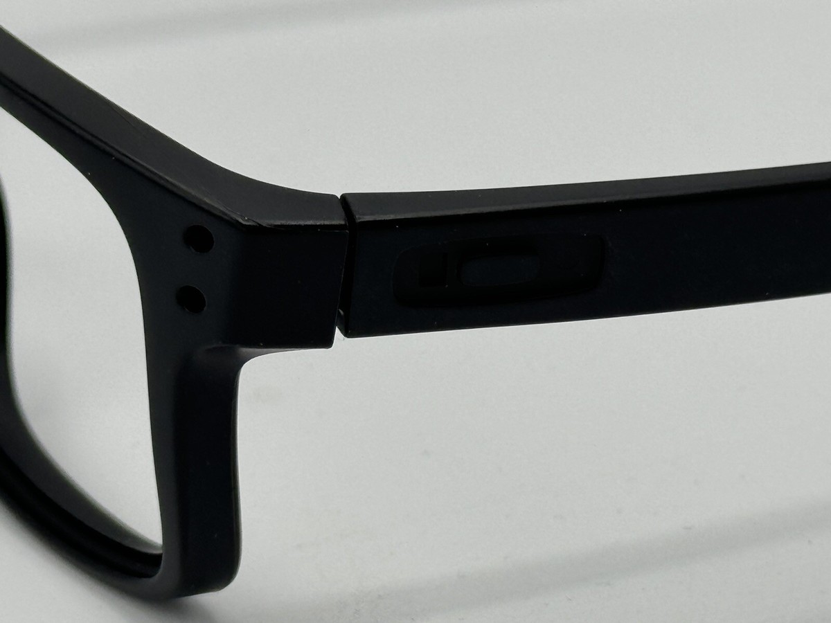 美品:OAKLEY HOLBROOK R (A) MATTE BLACK Amazon.com: Oakley Holbrook Sunglasses Matte Black/ Prizm