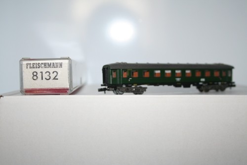 Spur N Schnellzugwagen Fleischmann 8132 Betriebsnr. 17 327 Hamburg | Zustand: Gebraucht