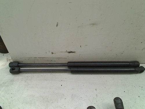 GASDRUCKFEDERN SET HINTEN Volkswagen Passat (3C2) 2007 3C5827550A