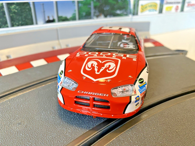 1/18ミニカー　 NASCAR　DODGE CHARGER　#93 SCX DIGITAL NASCAR 