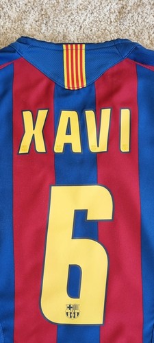 JOYA. FCB 2005/06. XAVI . Talla M MUJER. CHAMPIONS HISTÓRICA ORIGINAL EXCELENTE - Imagen 6 de 12