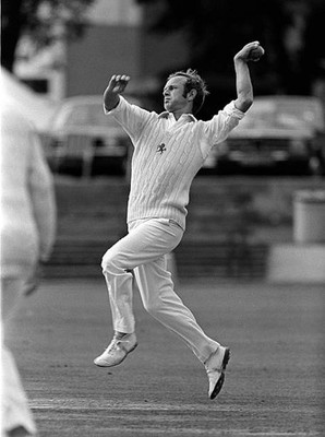 Derek Underwood bowling for Kent at the St Lawrence Ground Canterb- Old Photo