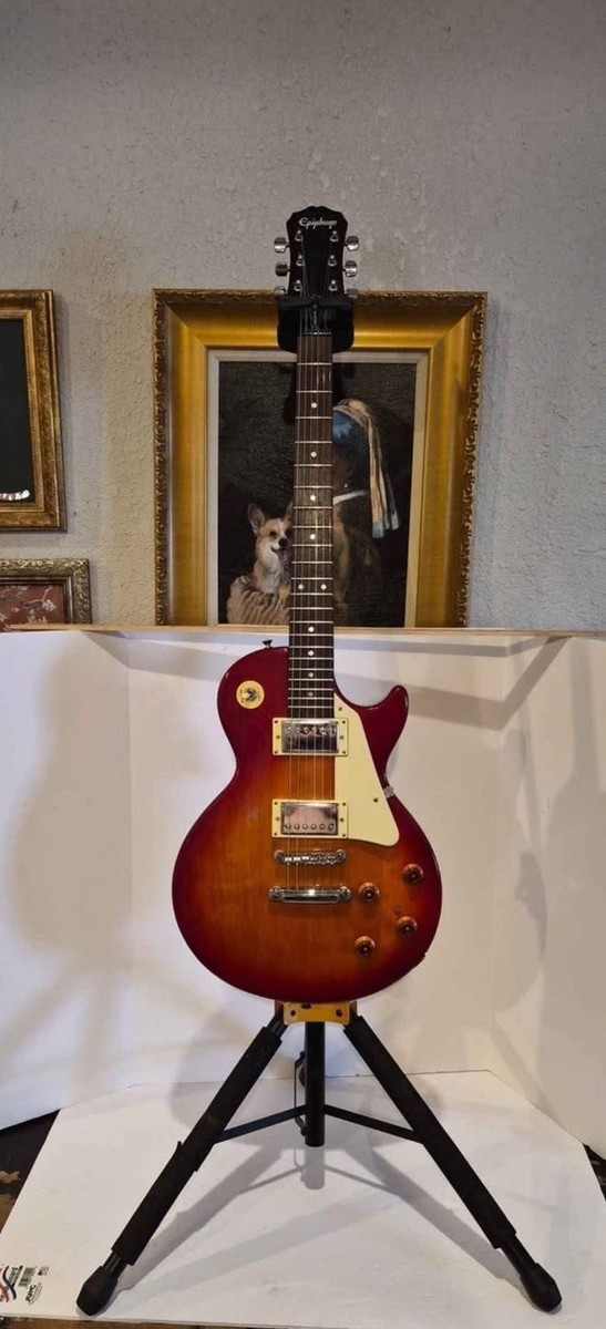 Epiphone Les Paul 100 エレキギター Epiphone Les Paul 100 Electric Guitar Heritage Cherry Sunburst