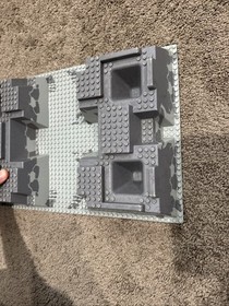 LEGO 4990 Gray Raised Baseplate Rock Raiders HQ 15x10in Castle 30271px3 Base