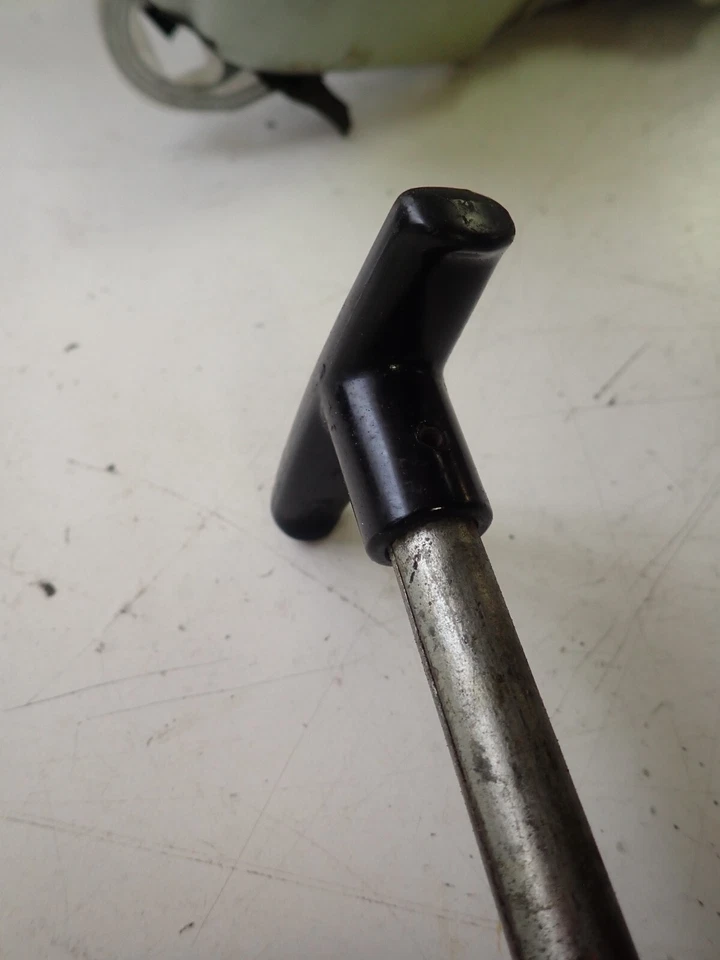 1964 1965 年普利茅斯梭子鱼勇敢紧急制动手柄组件 — 第 4/4 张图片