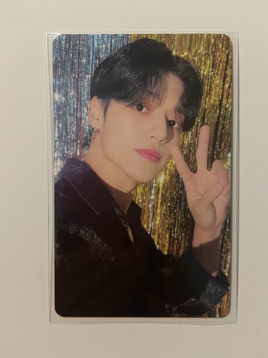 タレントカード ATEEZ SEASON'S GREETINGS WOOYOUNG 📷] 2025 SEASON'S GREETINGS '우영(WOOYOUNG)' ROCK WILL NEVER DIE