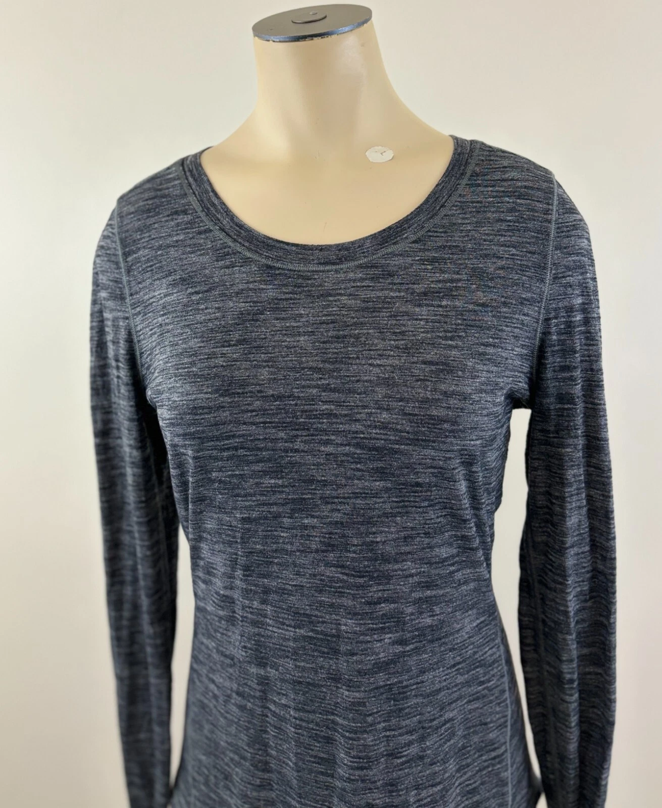 lululemon 5 mile heathered thumbhole long sleeve stretch shirt