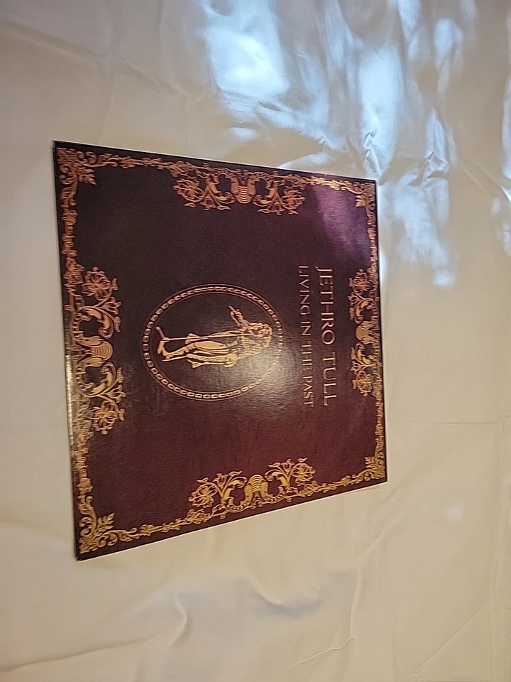 Jethro Tull Living In the Past Double Vinyl Records LP USA 1972 41035 0998 - EXC - Image 2 of 4