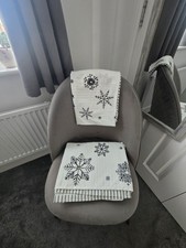 Single Duvet Set Christmas Snowflakes Used 3 Nights Last Christmas In VGC