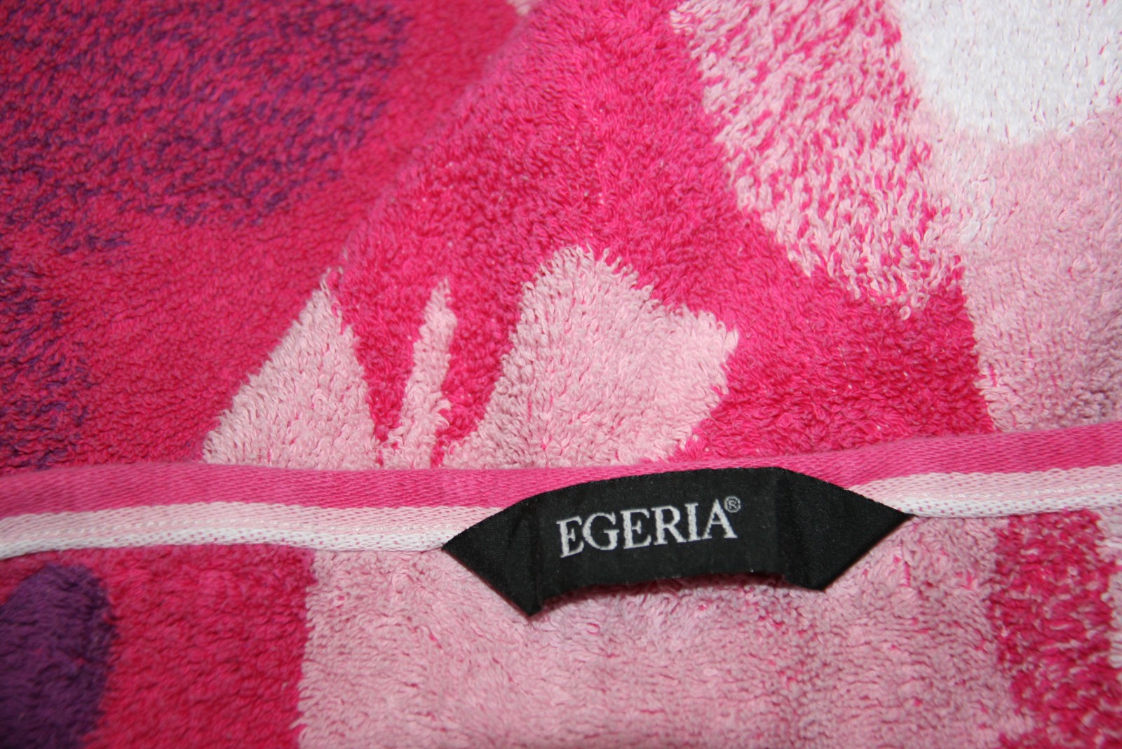 EGERIA 2 Stück Frottee Handtücher gute dicke Qualität rot lila Töne 45 x 90 cm