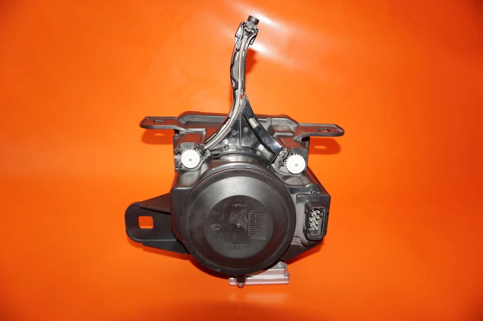 FARO DERECHO ROLLS ROYCE PHANTOM 2007 2008 2009 2010 2011 63120010676 Foto 4 de 4