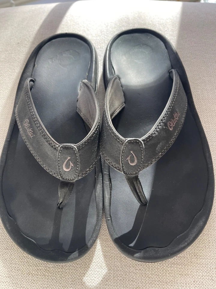 Chanclas de tanga Olukai para hombre talla 11-negras buen estado Foto 2 de 4