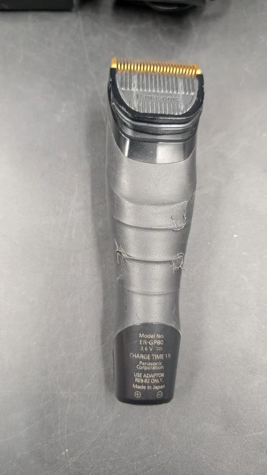 Cortapelos Panasonic ER-GP80 Profesional con Cable/Cortadora de Pelo Inalámbrica 110V - 240V Foto 3 de 4