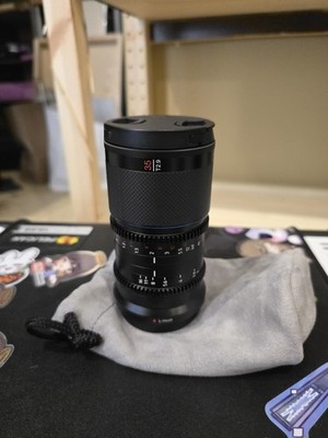 Sirui Saturn 35mm T2.9 1.6x Carbon Fiber Full-Frame Anamorphic Lens L-Mount
