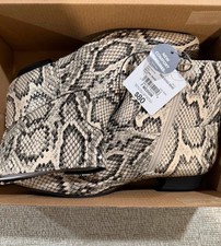 Ankle boot