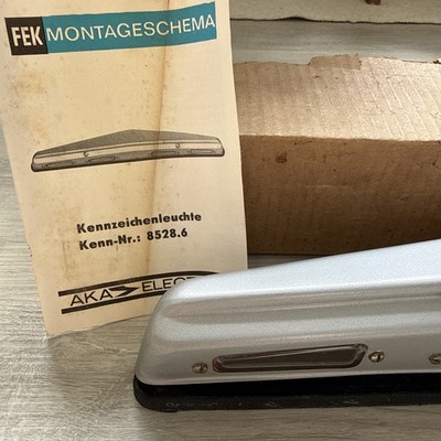 Unbenutzte Originale Kennzeichenleuchte DDR Anhänger Barkas AKA Elektrik G14006