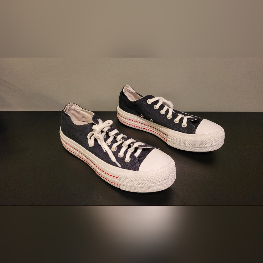 Converse Low Top Platform Love Yourself First Sneakers, Women's Size 7, Black