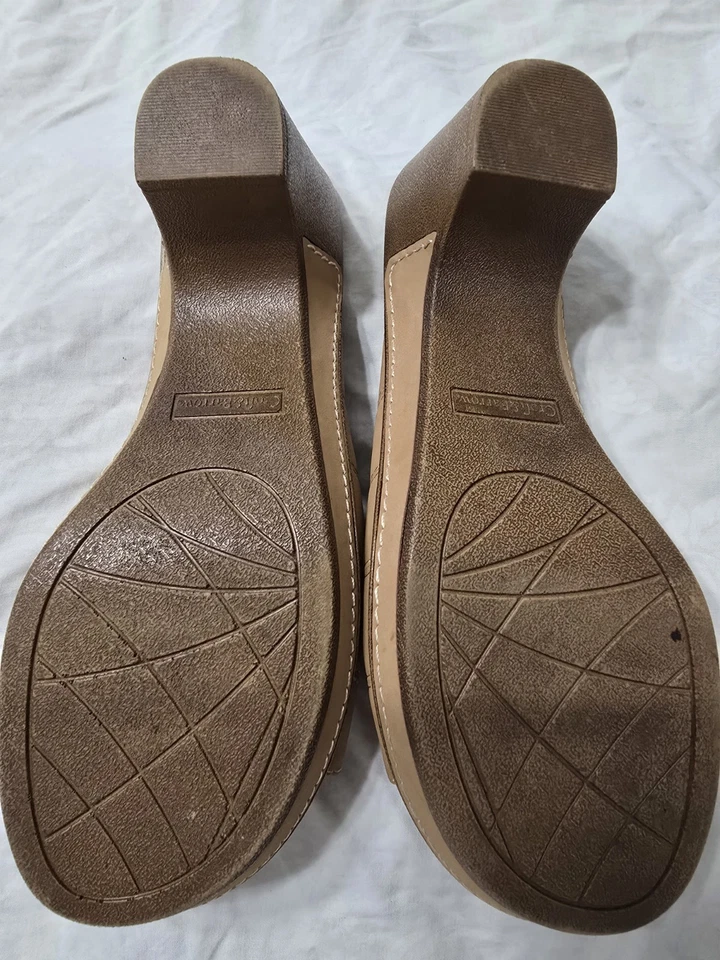 Croft&Barrow 女式 8 码棕色凉鞋带记忆泡沫。 — 第 3/4 张图片