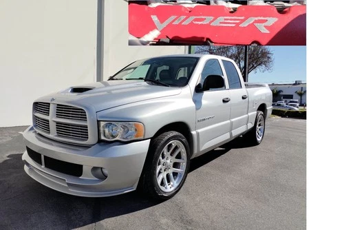 2005 Dodge Ram Pickup 1500 SRT-10 4dr Quad Cab